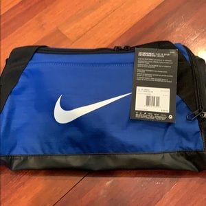 Nike small duffel bag